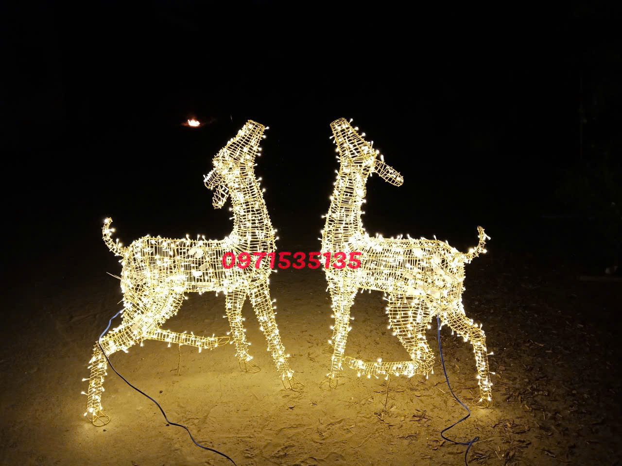 tuần lộc thép trang trí Noel đẹp - hùng Dũng Decor