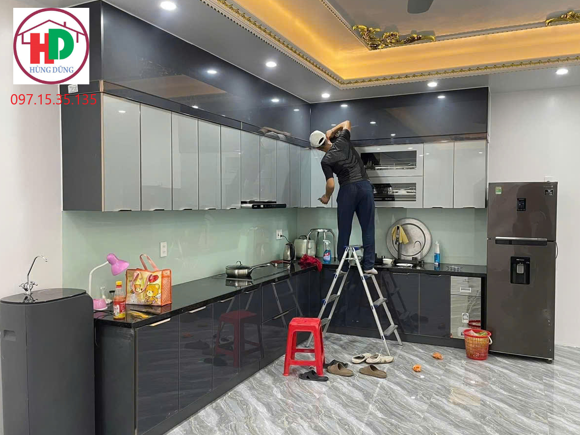 Thi công tủ bếp gỗ MDF giá rẻ tại Dĩ An