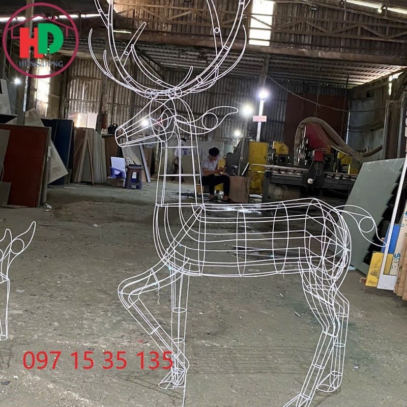 Bán mô hình tuần lộc trang trí Noel tại Phú Quốc – Hùng Dũng Decor