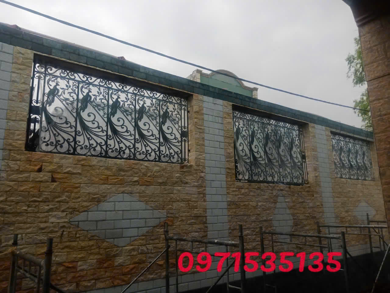 vách ngăn cnc sắt tại dĩ an