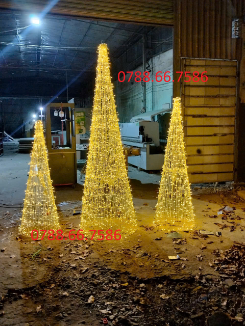 Cây Thông Quấn Led Trang Trí Noel