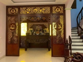 Vách ngăn hoa văn CNC phòng thờ tại Dĩ An