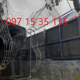 Mô Hình Ngựa Trang Trí Tết 2026